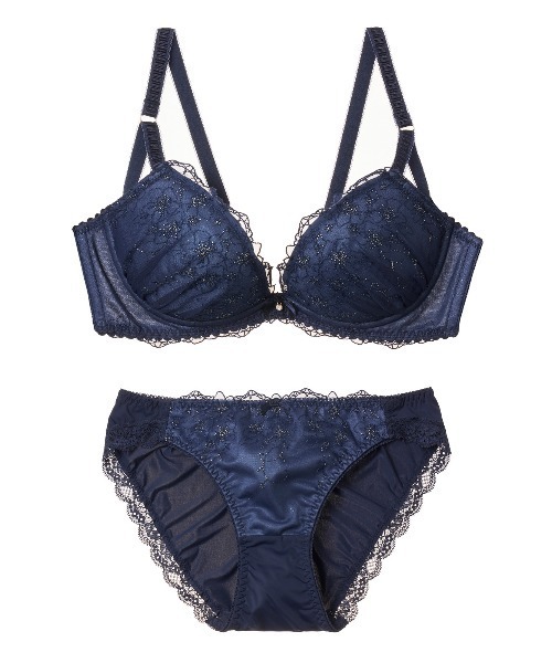 tutuanna（チュチュアンナ）の「[運命のブラ]ふっくらバストメイクブラ＆ショーツセットジェマリエール（ブラ&ショーツ・レディース・ピンク/ブラウン/ブラック/ネイビー/オリーブ/ホワイト/レッド/ラベンダー/ピンク系その他2/ブルー系その他/ライラック/ミント/シルバーグレー・B65/C80/A70/C70/E75/C65/A65/C75/D70/E80/B75/A75/D80/E65/D65/E70/B70/D75）」の16枚目の写真