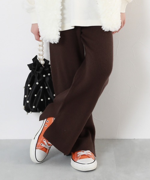 devirock（デビロック）の「洗える チクチクしない素肌ニット リブニット フレアパンツ（その他パンツ・キッズ・ダークグリーン/ブラック/グレー系/オフホワイト/ダークブラウン/チャコール/ピンク系その他2/イエロー系1・90cm/100cm/150cm/120cm/160cm/110cm/130cm/140cm）」の5枚目の写真