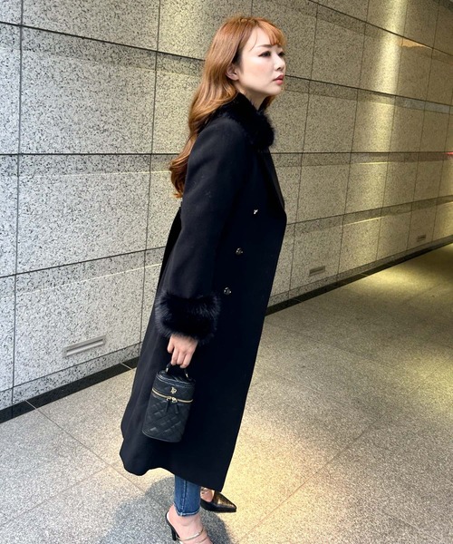 LIPSERVICE（リップサービス）の「ファーカラーマーメイドトレンチコート（トレンチコート・レディース・ブラック/アイボリー・S/M）」の4枚目の写真