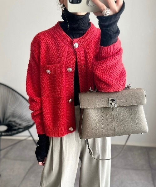 Ada.（エイダ）の「金ボタン ニット カーディガン（カーディガン/ボレロ・レディース・ブラック/ホワイト/レッド/グリーン/ネイビー/ピンク/ライトブルー/グレー/ベージュ/イエロー/ブラウン・FREE）」の12枚目の写真