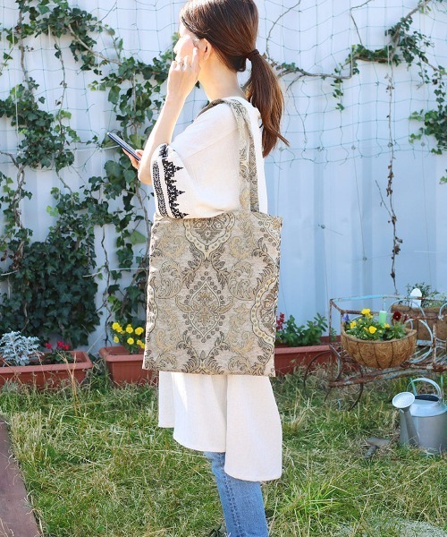 チチカカ（チチカカ）の「ジャカードA4トートバッグ【WEB限定】（トートバッグ・レディース・その他1/その他5/その他8/その他9/その他10/その他12・FREE）」の7枚目の写真