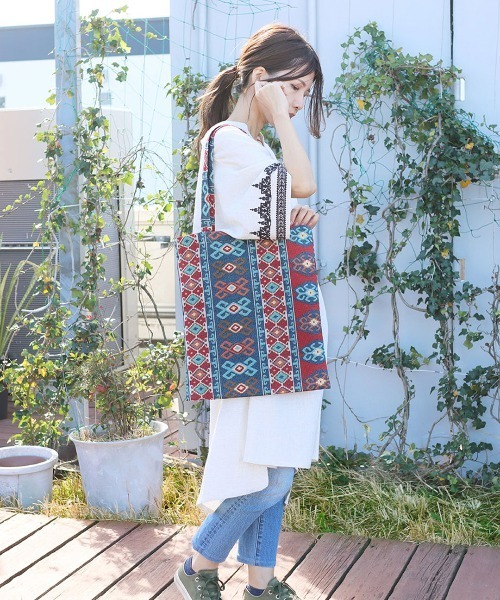 チチカカ（チチカカ）の「ジャカードA4トートバッグ【WEB限定】（トートバッグ・レディース・その他1/その他5/その他8/その他9/その他10/その他12・FREE）」の19枚目の写真