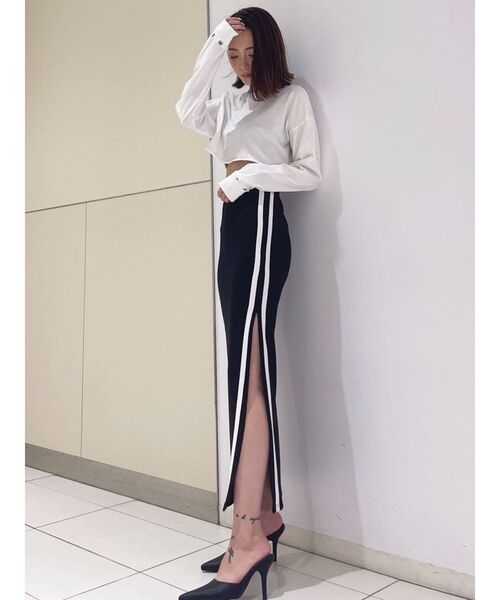 GYDA（ジェイダ）の「サイドラインディープスリットタイトSK（スカート・レディース・ブラック/オフホワイト・FREE）」の8枚目の写真