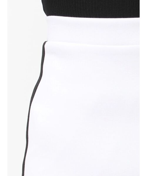 GYDA（ジェイダ）の「サイドラインディープスリットタイトSK（スカート・レディース・ブラック/オフホワイト・FREE）」の14枚目の写真