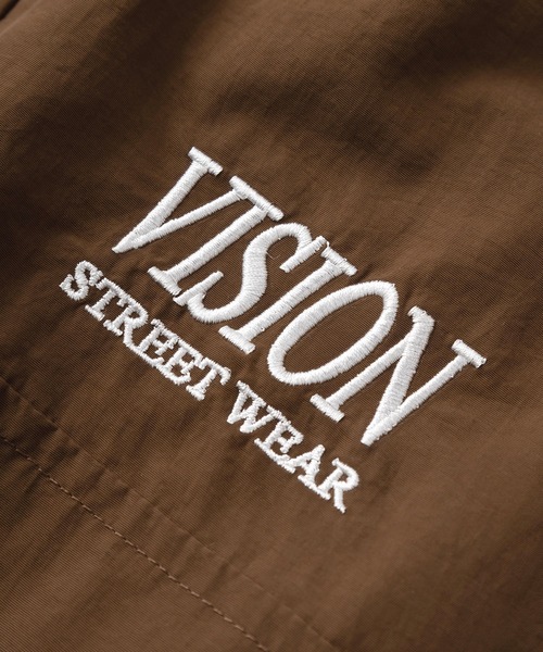 VISION STREET WEAR（ヴィジョンストリートウェア）の「【VISION STREET  WEAR/ヴィジョンストリートウェア】ワンポイント＆スリーブロゴ ワッペン刺繍デザイン スケーターズジャケット/ ビッグシルエット（ブルゾン・メンズ・ライトブルー/ブラック/アイボリー/ライトブラウン・M/L/XL）」の10枚目の写真