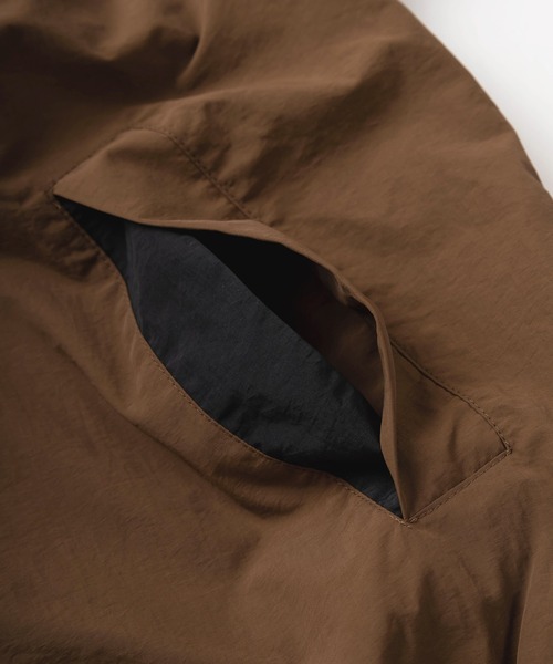 VISION STREET WEAR（ヴィジョンストリートウェア）の「【VISION STREET  WEAR/ヴィジョンストリートウェア】ワンポイント＆スリーブロゴ ワッペン刺繍デザイン スケーターズジャケット/ ビッグシルエット（ブルゾン・メンズ・ライトブルー/ブラック/アイボリー/ライトブラウン・M/L/XL）」の12枚目の写真