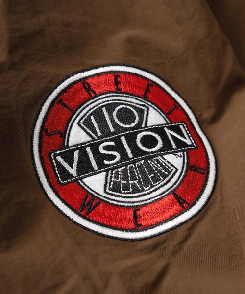 VISION STREET WEAR（ヴィジョンストリートウェア）の「【VISION STREET  WEAR/ヴィジョンストリートウェア】ワンポイント＆スリーブロゴ ワッペン刺繍デザイン スケーターズジャケット/ ビッグシルエット（ブルゾン・メンズ・ライトブルー/ブラック/アイボリー/ライトブラウン・M/L/XL）」の13枚目の写真
