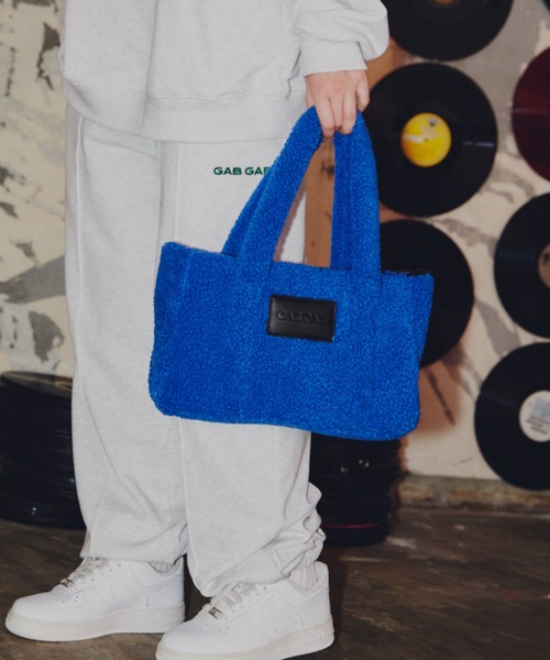 GAB GAB（ガブガブ）の「ボアバッグ（ハンドバッグ・レディース・チャコールグレー/ベージュ/ピンク/ブルー・FREE）」の16枚目の写真