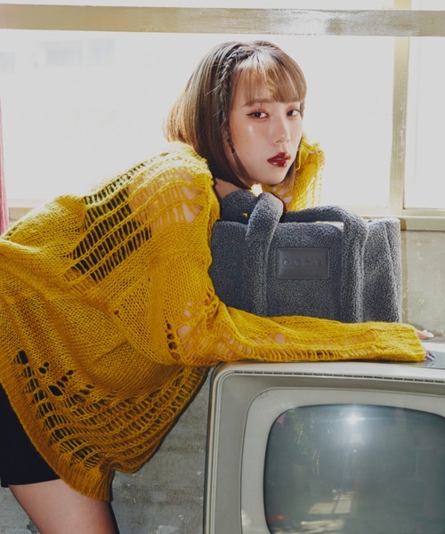 GAB GAB（ガブガブ）の「ボアバッグ（ハンドバッグ・レディース・チャコールグレー/ベージュ/ピンク/ブルー・FREE）」の22枚目の写真