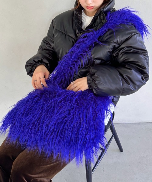 un+frame（アンフレーム）の「feather big shoulder bag／フェザーヤーンビッグショルダーバッグ（ショルダーバッグ・レディース・ブルー/ベージュ/ブラック/オレンジ/ホワイト・FREE）」の18枚目の写真