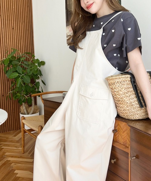 moment+（モーメントプラス）の「コットンライクツイルワイドシルエットベイカーサロペット（サロペット/オーバーオール・レディース・アイボリー/ブラック/カーキ・L/M）」の9枚目の写真