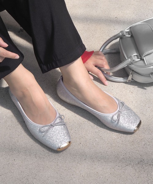 minia（ミニア）の「GDキャップリボンバレエ（バレエシューズ・レディース・ブラック/ブラック系その他/ゴールド系その他/シルバー系その他・S/M/L/LL）」の3枚目の写真