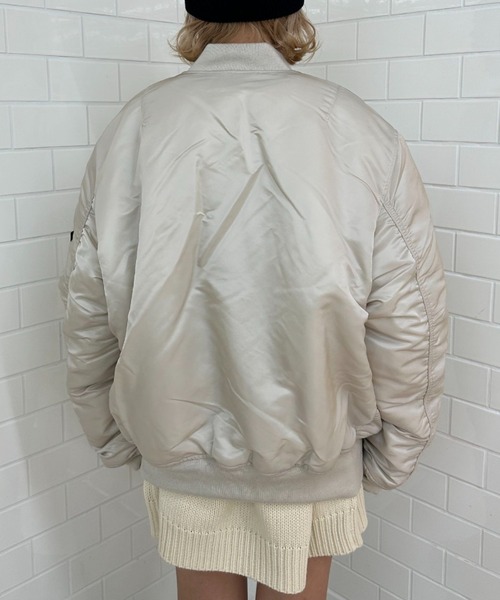 ※ALPHA（アルファ）の「【ALPHA/アルファ】MA-1 ナイロンジャケット USスペック（MA-1・レディース・グレー/ブラック/ホワイト・LARGE/MEDIUM）」の15枚目の写真