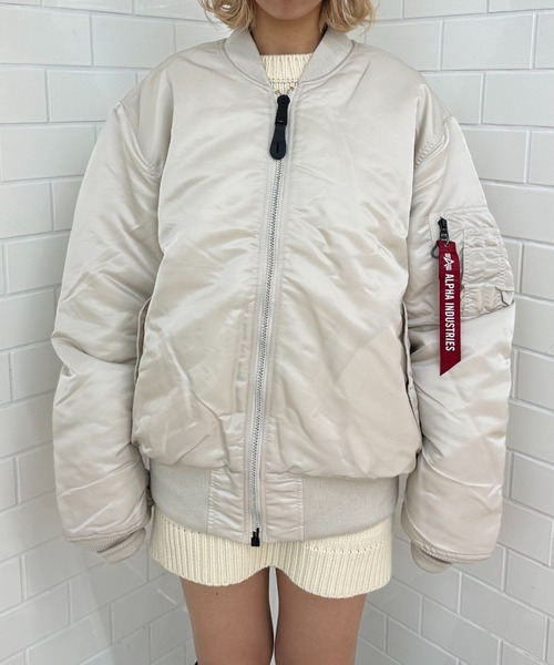 ※ALPHA（アルファ）の「【ALPHA/アルファ】MA-1 ナイロンジャケット USスペック（MA-1・レディース・グレー/ブラック/ホワイト・LARGE/MEDIUM）」の17枚目の写真