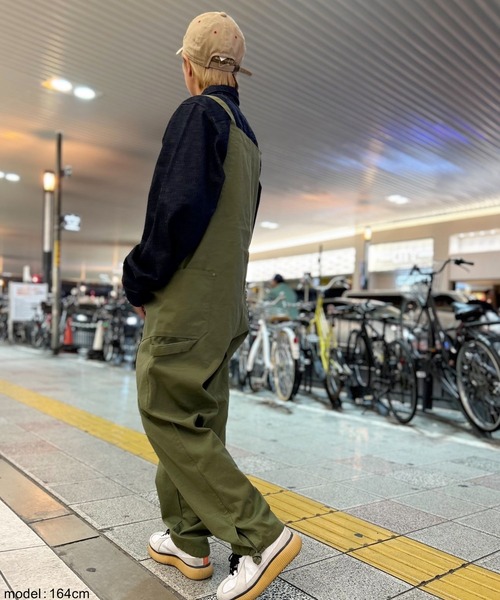 GREEN BOWL（グリーンボウル）の「グリーンボウル【GREEN BOWL】Canvas Gardening Overall（サロペット/オーバーオール・レディース・ライトブラウン/オリーブ・FREE）」の4枚目の写真