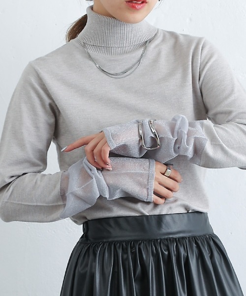 COLONY 2139(コロニートゥーワンスリーナイン)の「PBT袖シアー切替タートルニット(ニット/セーター・レディース・アイボリー/ブラック/グレー/ブラウン・FREE)」の3枚目の写真