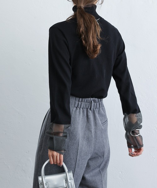 COLONY 2139(コロニートゥーワンスリーナイン)の「PBT袖シアー切替タートルニット(ニット/セーター・レディース・アイボリー/ブラック/グレー/ブラウン・FREE)」の15枚目の写真