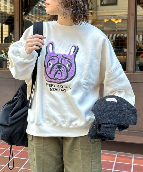CPCM(シーピーシーエム)の「イヌサガラ刺繍裏起毛スウェット(スウェット・レディース・ブラック/キナリ/グレー・FREE)」の1枚目の写真
