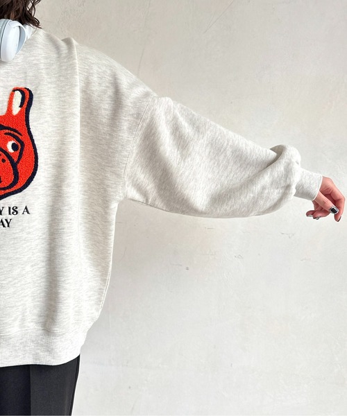 CPCM(シーピーシーエム)の「イヌサガラ刺繍裏起毛スウェット(スウェット・レディース・ブラック/キナリ/グレー・FREE)」の18枚目の写真