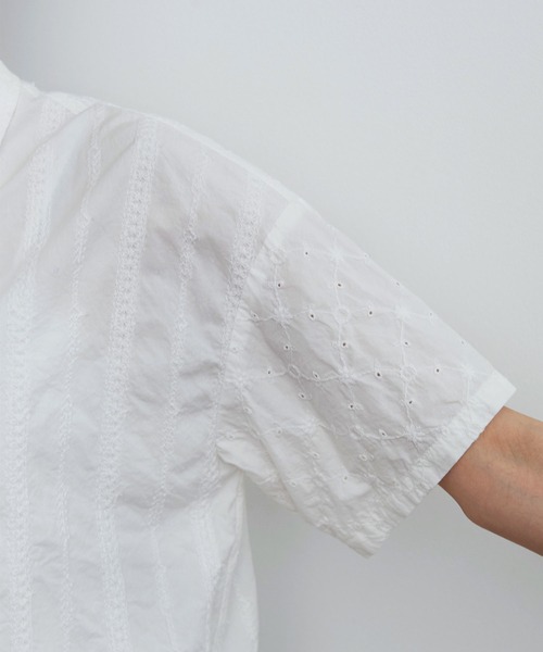PAR ICI（パーリッシィ）の「刺繍パッチワーク 開襟ブラウス（シャツ/ブラウス・レディース・ホワイト・FREE）」の5枚目の写真