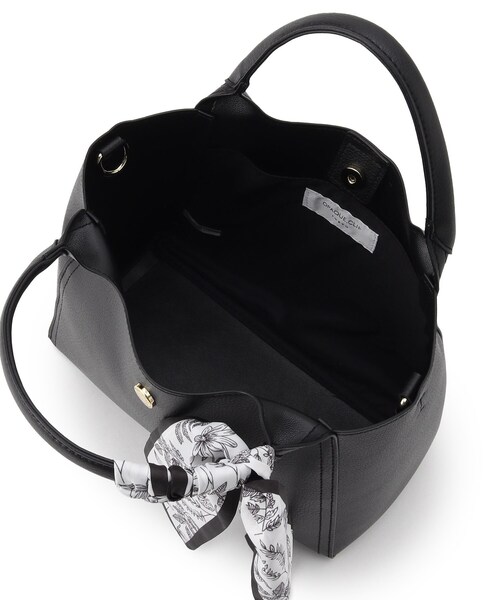 OPAQUE.CLIP（オペークドットクリップ）の「◆≪ヒルナンデス！で紹介≫ スカーフ付きミドルトートバッグ/通勤・セレモニー対応（トートバッグ・レディース・アイボリー/ブラック/ベージュ・00）」の12枚目の写真