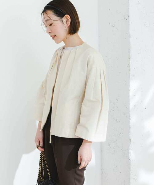 F by ROSSO(エフバイロッソ)の「F by ROSSO グログランベルスリーブショートジャケット(ノーカラージャケット・レディース・オフホワイト/ブラック・FREE)」の8枚目の写真