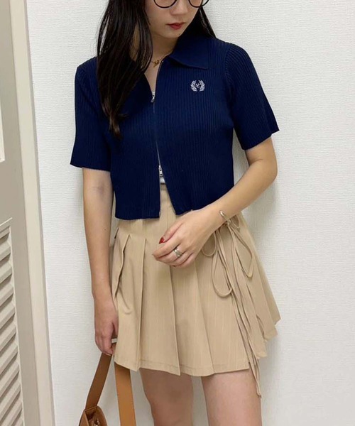 one after another NICE CLAUP(ワンアフターアナザーナイスクラップ)の「ダブルジップワンポイト刺繍ニット【WEB限定商品】(ニット/セーター・レディース・ネイビー/イエロー/アイボリー/グレー・FREE)」の13枚目の写真