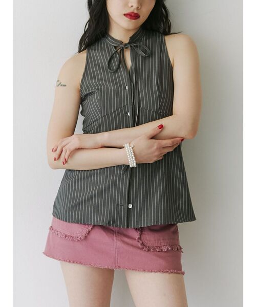 jouetie(ジュエティ)の「フロントリボンアメスリブラウス(シャツ/ブラウス・レディース・ピンク/グレー/オフホワイト・MEDIUM)」の6枚目の写真