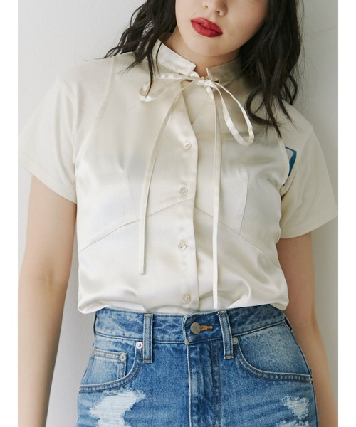 jouetie(ジュエティ)の「フロントリボンアメスリブラウス(シャツ/ブラウス・レディース・ピンク/グレー/オフホワイト・MEDIUM)」の2枚目の写真