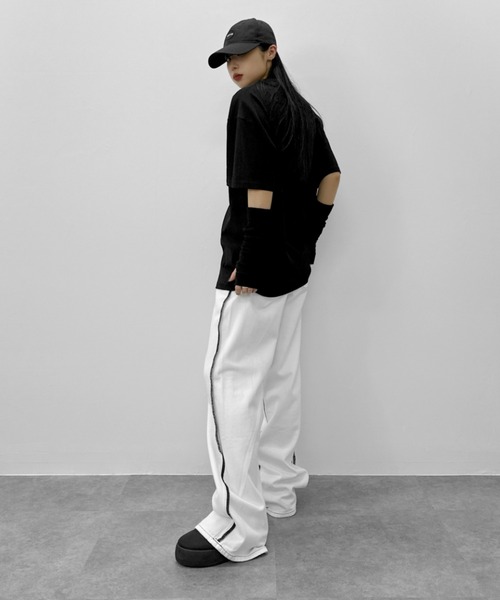 LVEU.(ラブユ.)の「【LVEU.】ストリートアートプリントTシャツ / トップス カットソー Tシャツ プリント 半袖 オーバー カジュアル ホワイト ブラック(Tシャツ/カットソー・レディース・ホワイト/ブラック・FREE)」の9枚目の写真
