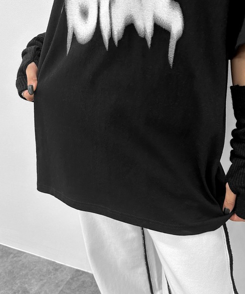 LVEU.(ラブユ.)の「【LVEU.】ストリートアートプリントTシャツ / トップス カットソー Tシャツ プリント 半袖 オーバー カジュアル ホワイト ブラック(Tシャツ/カットソー・レディース・ホワイト/ブラック・FREE)」の15枚目の写真