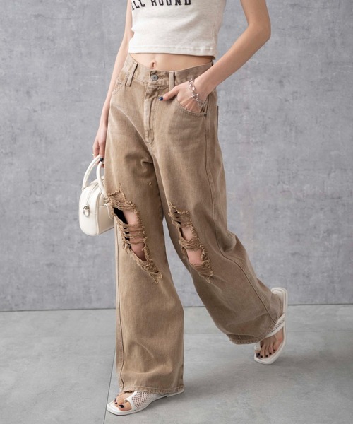 WEGO（ウィゴー）の「WEGO/ヴィンテージウォッシュダメージデニムパンツ（デニムパンツ・レディース・ブラック系1/スカイブルー/ブラック系その他/ベージュ/コバルトブルー・X-SMALL/SMALL/MEDIUM）」の4枚目の写真