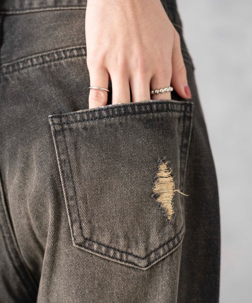 WEGO（ウィゴー）の「WEGO/ヴィンテージウォッシュダメージデニムパンツ（デニムパンツ・レディース・ブラック系1/スカイブルー/ブラック系その他/ベージュ/コバルトブルー・X-SMALL/SMALL/MEDIUM）」の11枚目の写真