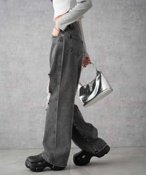 WEGO（ウィゴー）の「WEGO/ヴィンテージウォッシュダメージデニムパンツ（デニムパンツ・レディース・ブラック系1/スカイブルー/ブラック系その他/ベージュ/コバルトブルー・X-SMALL/SMALL/MEDIUM）」の14枚目の写真