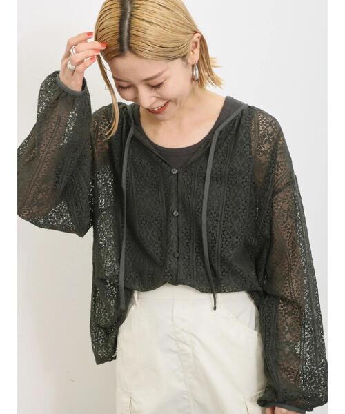 Samansa Mos2 blue(サマンサモスモスブルー)の「前後2wayレースブラウス(シャツ/ブラウス・レディース・オフホワイト/キナリ/チャコールグレー・F)」の10枚目の写真