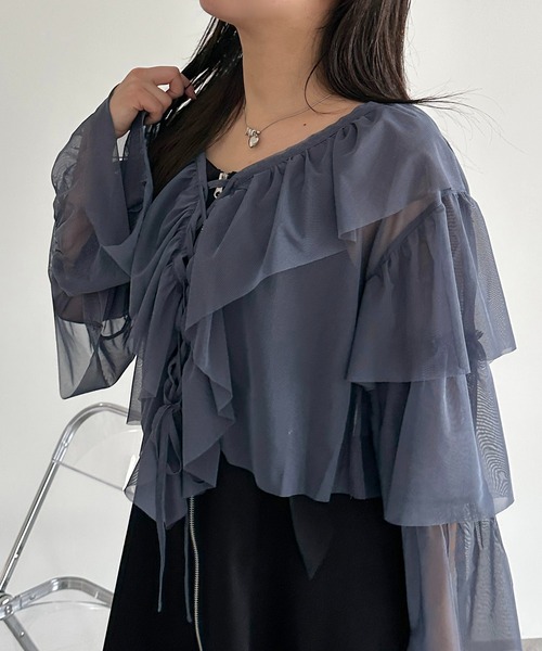 apres jour mignon(アプレジュールミニョン)の「チュールティアードトップス【ZOZOTOWN限定アイテム】(シャツ/ブラウス・レディース・ブルー/アイボリー/ブラック・X-LARGE/フリー)」の3枚目の写真