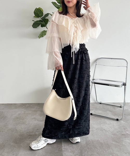 apres jour mignon(アプレジュールミニョン)の「チュールティアードトップス【ZOZOTOWN限定アイテム】(シャツ/ブラウス・レディース・ブルー/アイボリー/ブラック・X-LARGE/フリー)」の7枚目の写真