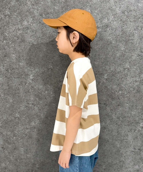 THE CASUAL(カジュアル)の「オーバーサイズ ワイドボーダー ドルマンスリーブT(Tシャツ/カットソー・キッズ・チャコール/ベージュ/ラベンダー/グレー/ブラック・110cm/120cm/130cm/140cm/150cm/160cm)」の8枚目の写真