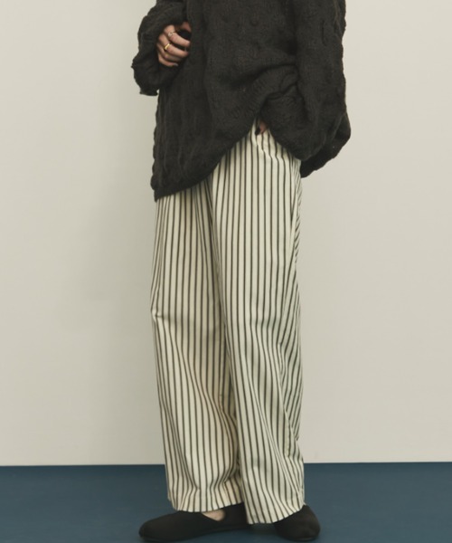 MERLOT（メルロー）の「【ウエストゴム】ダブルウエストストライプパンツ（その他パンツ・レディース・モカ/ネイビー/ナチュラル・FREE）」の8枚目の写真