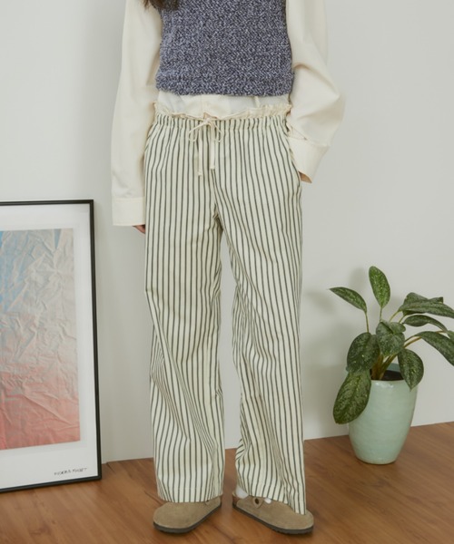 MERLOT（メルロー）の「【ウエストゴム】ダブルウエストストライプパンツ（その他パンツ・レディース・モカ/ネイビー/ナチュラル・FREE）」の17枚目の写真