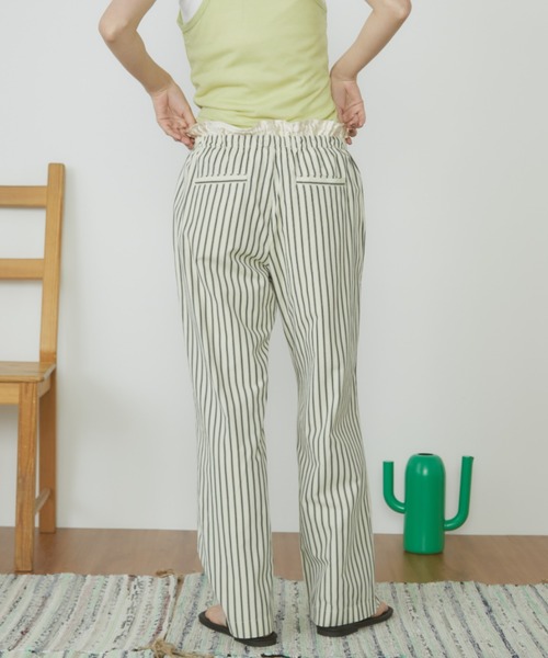 MERLOT（メルロー）の「【ウエストゴム】ダブルウエストストライプパンツ（その他パンツ・レディース・モカ/ネイビー/ナチュラル・FREE）」の13枚目の写真