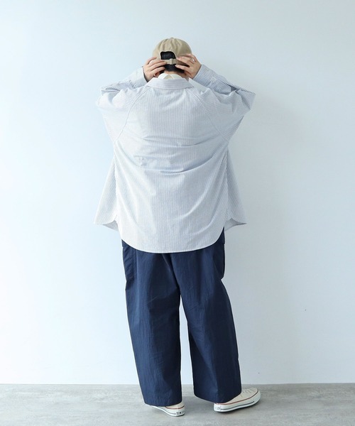 PAR ICI（パーリッシィ）の「ヴィンテージオックス ラグランシャツ（シャツ/ブラウス・レディース・ネイビー/グリーン/アイボリー・FREE）」の12枚目の写真