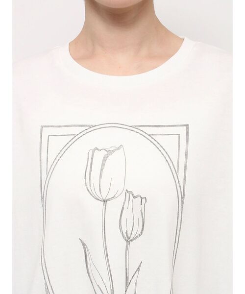 merry jenny(メリージェニー)の「tulip long tee(Tシャツ/カットソー・レディース・オフホワイト/ブラウン/レッド・FREE)」の7枚目の写真