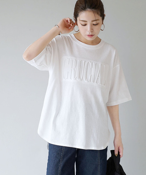 e-zakkamania stores(イーザッカマニアストアーズ)の「エンボスロゴ Tシャツ(Tシャツ/カットソー・レディース・ブルーグレー/オフホワイト・M)」の4枚目の写真