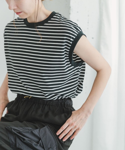 ITEMS URBANRESEARCH(アイテムズ アーバンリサーチ)の「『接触冷感/UVカット』クールコットンフレンチTシャツ(Tシャツ/カットソー・レディース・ブルー系その他/ライトブルー/ホワイト/グレー・FREE)」の1枚目の写真