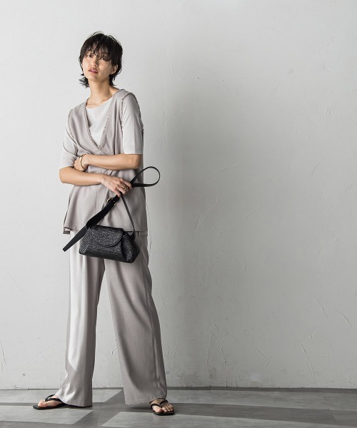 MAYSON GREY(メイソングレイ)の「シアーテレココンパクトTシャツ≪洗濯機で洗える≫(Tシャツ/カットソー・レディース・ブラック/ライトグレー・M)」の3枚目の写真