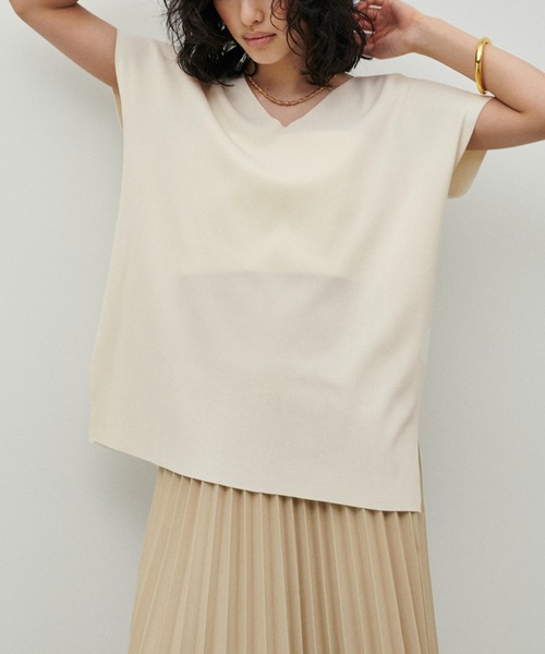 LARUTA(ラルータ)の「【LARUTA】】UV&接触冷感前後2WAYニット(ニット/セーター・レディース・アイボリー/ブラック/ブルー/モカ・FREE)」の2枚目の写真