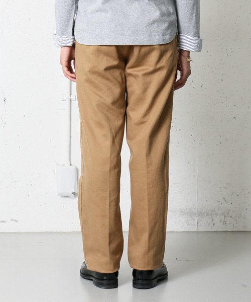 URBAN RESEARCH DOORS MENS（アーバンリサーチ ドアーズ メンズ）の「FORK＆SPOON フレンチベーシックトラウザー（その他パンツ・メンズ・ネイビー/キャメル/オフホワイト・38/40）」の5枚目の写真