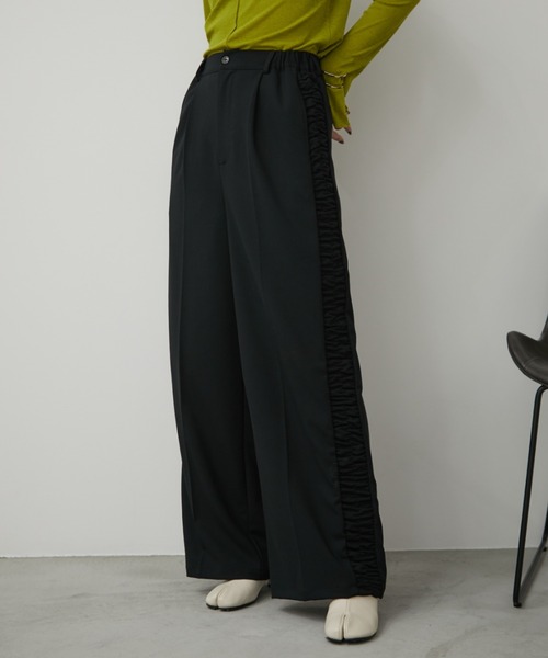 Aunt Marie's(アントマリーズ)の「【サイズ展開あり】サイドシャーリングスラックスパンツ(スラックス・レディース・ブラック/グレー/ブラウン・FREE/MT)」の5枚目の写真