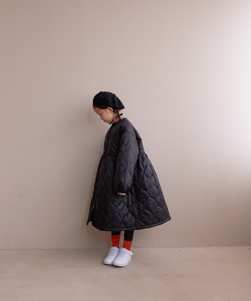 LOWRYS FARM（ローリーズファーム）の「キルティングワンピースコート　133361（ミリタリージャケット・キッズ・カーキ/ブラック・120cm/110cm/150cm/140cm/130cm）」の13枚目の写真
